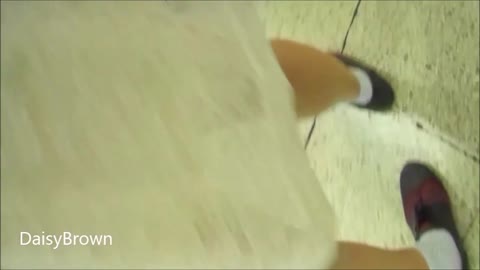         顔出し！清楚系の可愛い白ワンピ娘をリアルな感じでチカンしました！
    