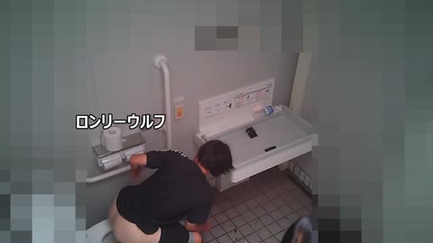         仲がいいお友達同士の可愛らしい秘密、派手なギャル全６名
    