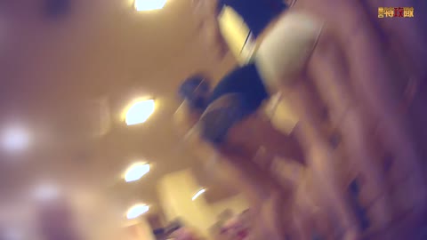         美女二人組が連続登場【神降臨 Vol.072】
    