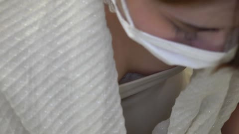         【FHD】新婦のお色直し＆結婚式の受付胸チラパンチラ・vol.30
    