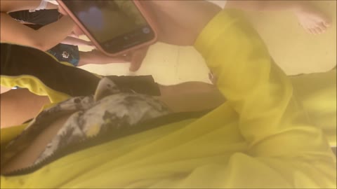         残り3本　学年でトップクラスの可愛いコの水着が浮いておっぱい見えてます。
    