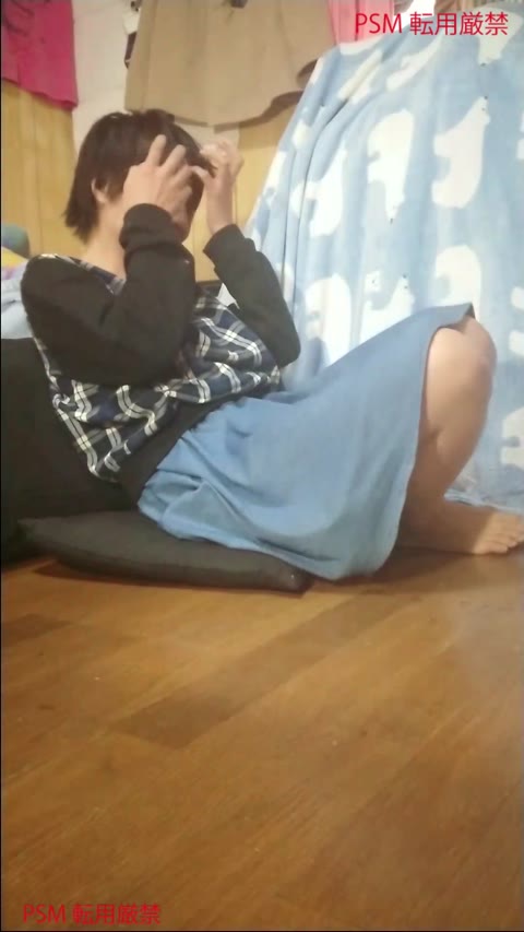         オナニー狂いの女の部屋盗撮、デンマでガチ逝き
    