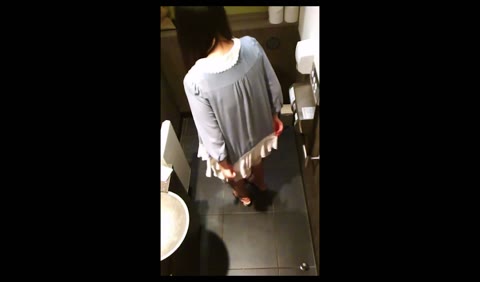         1時間弱の長編　大アリ）ドトールで美人をのぞき見　06
    