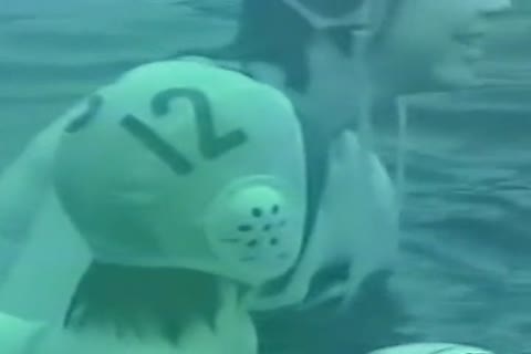         赤外線美少女達Cの水着の中身
    