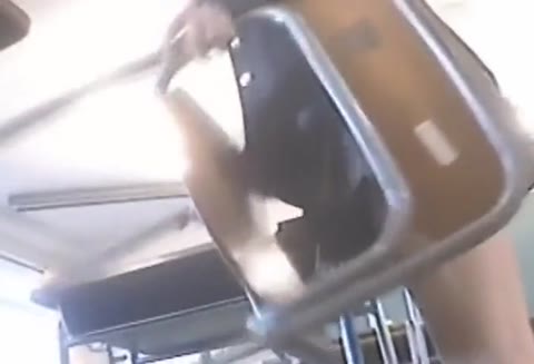         学園浸入（乳ポロリ）盗撮スペシャル
    