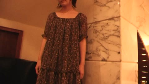         投稿。まだあどけない19歳素人娘とホテルでxxx
    