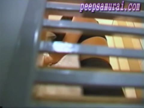         peepsamurai cg0471 サラ金事務所の女子更衣室盗撮 1
    