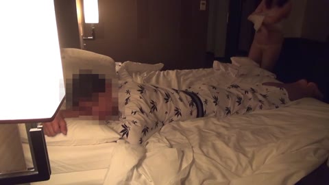         【報告】真面目マッサージ師に遂にハメました。
    