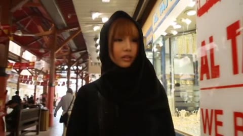         ハプニングあり。過激ＩＶ。スケスケのビキニでローションまみれ
    