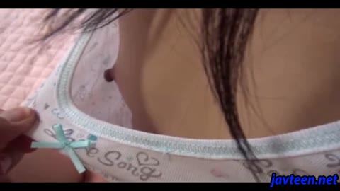         詳細ふめい。未だ快楽もわからない幼顔の娘を・・・
    