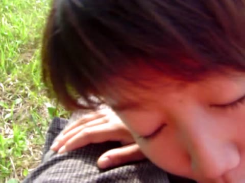         S@yuriさんのアルバム。天気の良い日に公園で大好きなチンコをフェラする
    