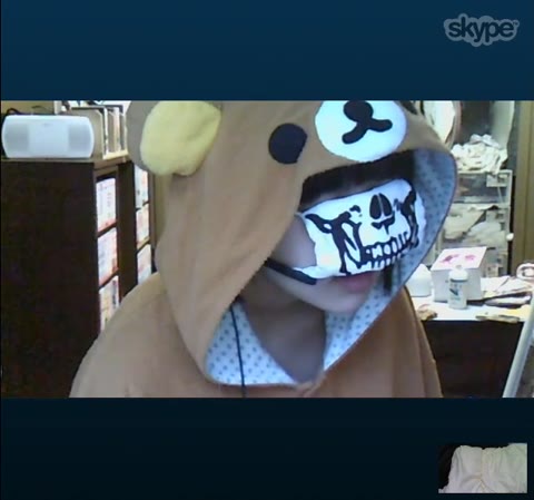         リラックマパーカーを着た女の子のエロイプ
    