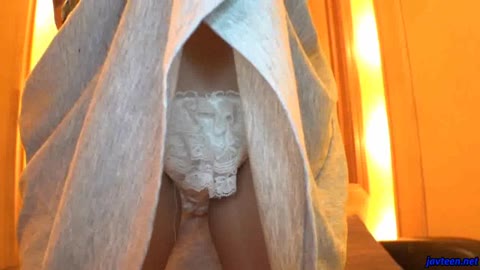         個人撮影。１８歳あ●みちゃんに妊娠確実の大量中出し
    