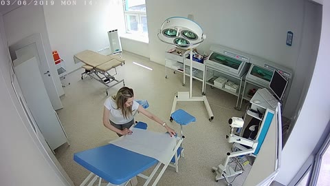         レディースクリニックの防犯カメラ１
    