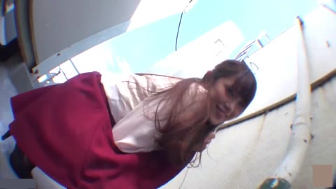         自撮り野外露出 20
    