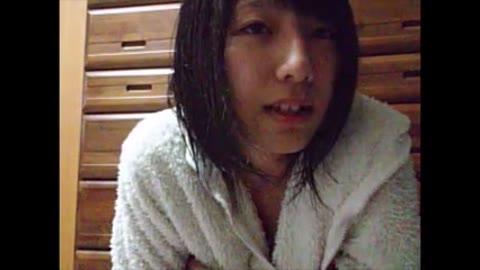         かわいい子がお胸配信03
    