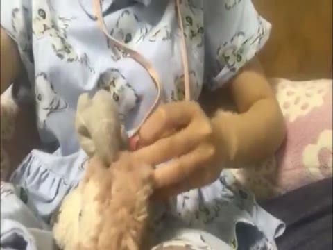         声優タマゴはねばり愛液を出しつつセリフを言う
    