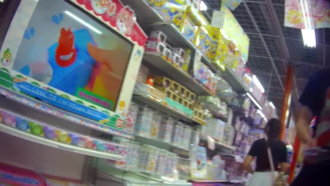         満員電車で通学途中なJKに密着逆さ撮り！純白の生パンツ♬etc4作品
    