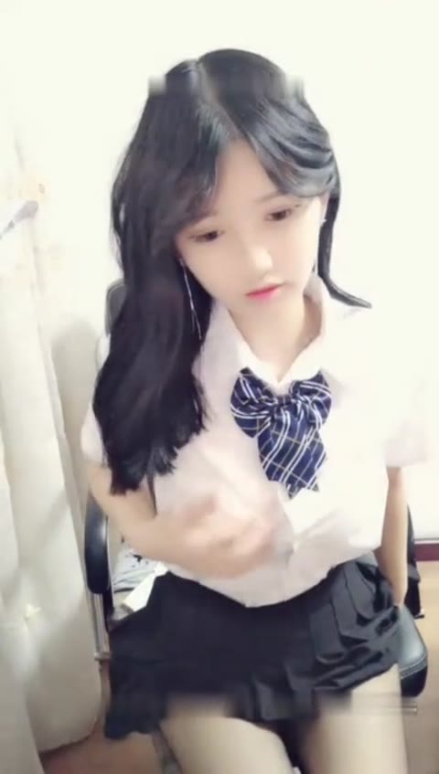         アジアン美少女のオナ配信
    