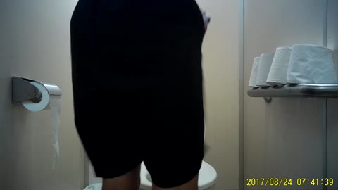         Tennis㉛　ショートカット娘のパイパンマ〇コ丸見え！お腹が痛い～！ウ〇チバージョン, Tennis㉜　６名収録！大人しそうな可愛い娘のおパンツに愛液が・・(^o^)／
    