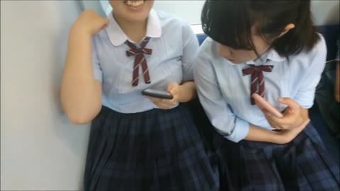         （姿撮り）矯正をしてる可愛いＪＫちゃんに粘着！
    