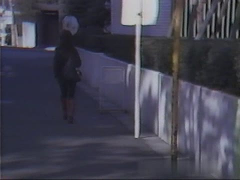         ミミの誕生パーティー
    