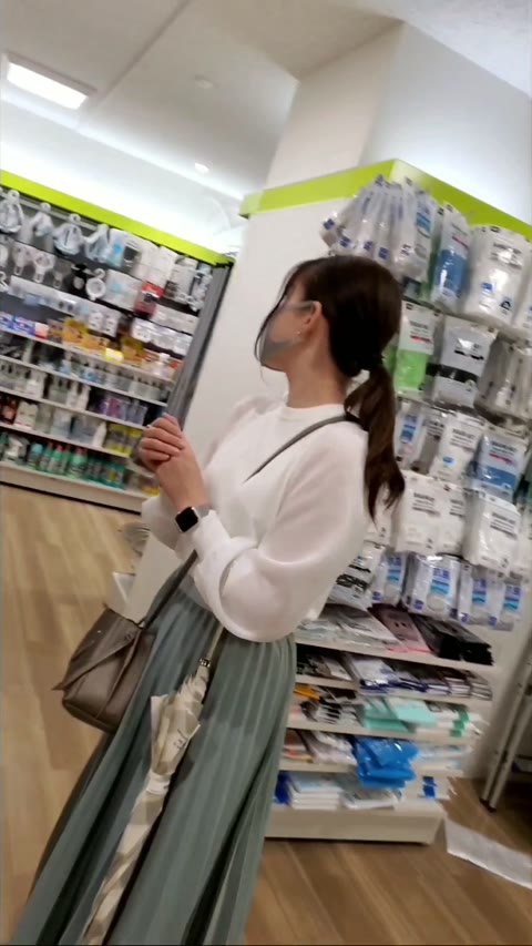         702 逆さめくり散歩9！お姉さん7本セット！
    