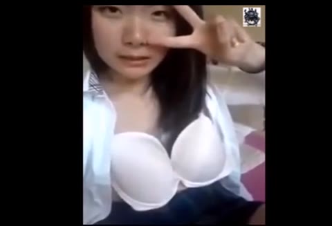         無修正　女子高●生4名ライブ配信
    