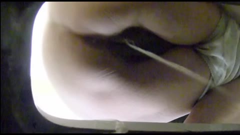         15292250 無修正　トイレ和式盗撮　見上げて見ればパイパンJK~OLだらけ！！
    