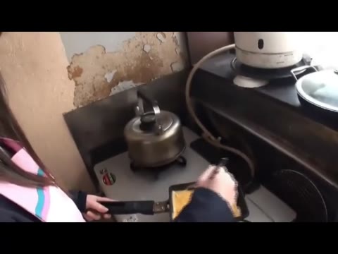         流出した禁断ホームビデオ
    