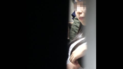         彼氏の指に愛液がべったり絡まる！！男性経験の少ない清楚な女子の感じ方はヤバい。
    