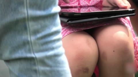         お座り中のロリっ子綿Ｐ
    