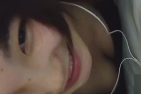         無臭　剃りたてのマン〇でオナニ―配信
    