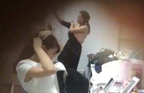         J〇友達とえちえち温泉旅行
    