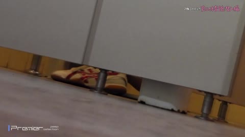         第三体育館洗面所盗撮　見てわかるでしょう、肉質が全然違います。
    