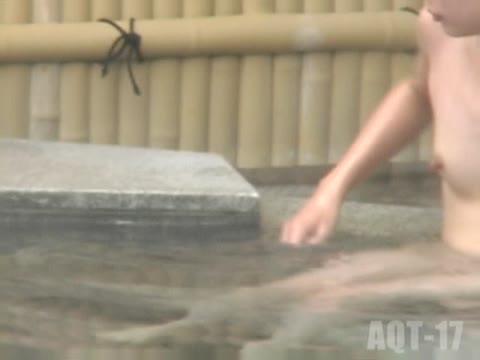         高画質露天盗撮 新・乙女の湯 Vol.17
    