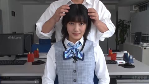         ○皮瑠をバックで突く
    