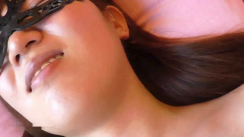         パンツ売りの娘に諭吉追加でハメ撮り・ドロドロ中出し映像
    