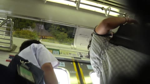         ブルーの生パンからはみ出るプリ尻にフル勃起！【動画】111
    