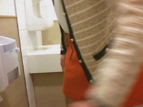         某有名珈琲チェーン店のトイレに隠しカメラを仕掛ける
    