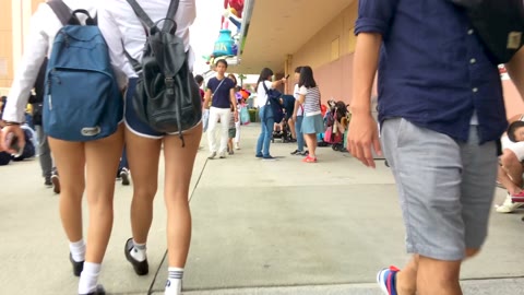         お尻丸出しな格好のJ☆ちゃん　２
    