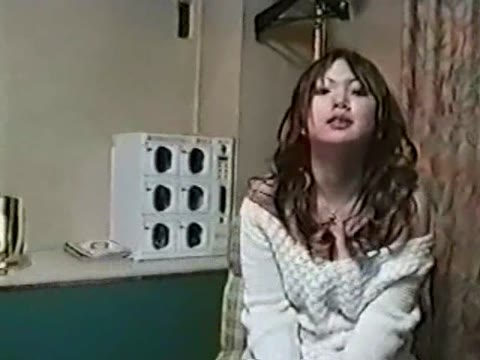         19才ファミレスでアルバイト中の女の子と援●交際
    