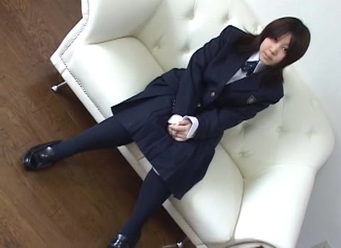         ＩＶ。制服娘Az*。太くて長～い、きゅうりとバナナが好き
    