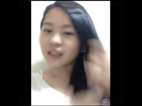         ★【伝説】アイドル級美少女ＪＫがついに乳首解禁！！
    