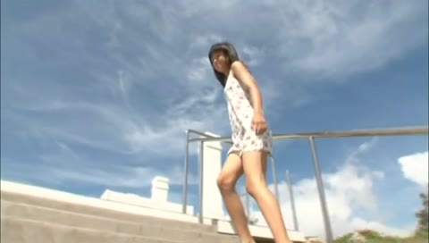         (No xxx) 山田りかこ　13歳JCの透けすぎな動画
    