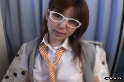         AngelKiss 萌え系美少女のパイパン さくらもも
    