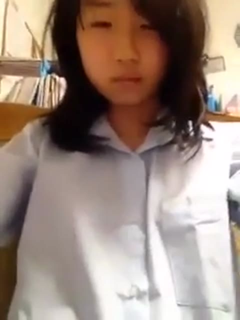         色気爆発の超美少女ＪＫが乳首コリコリオナ！！
    