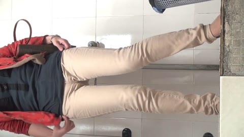         【総勢20名!!】中国の駅構内トイレ 第9段
    