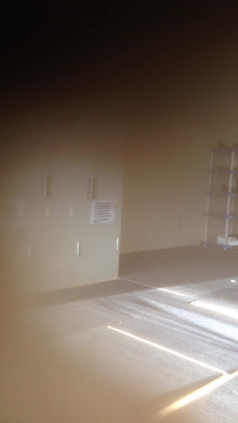         Mちゃん出社する前にカメラセット　第5弾
    