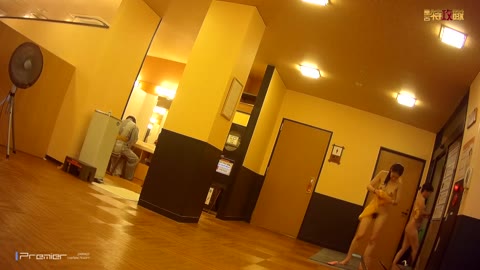         【神降臨　風呂編】一番脂のっている時期の女の子達の裸を見たい方 短縮版!【神降臨 Vol.045】
    